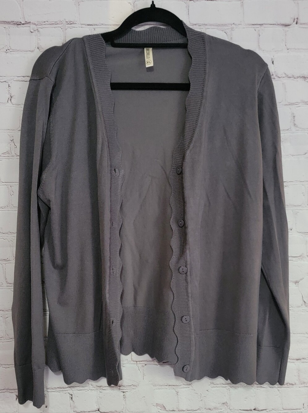 Women’s Scallop-Edge Button Cardigan Sweater - Gray XL